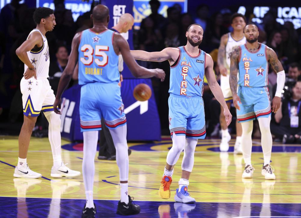 尤其是他在 尤其是他在